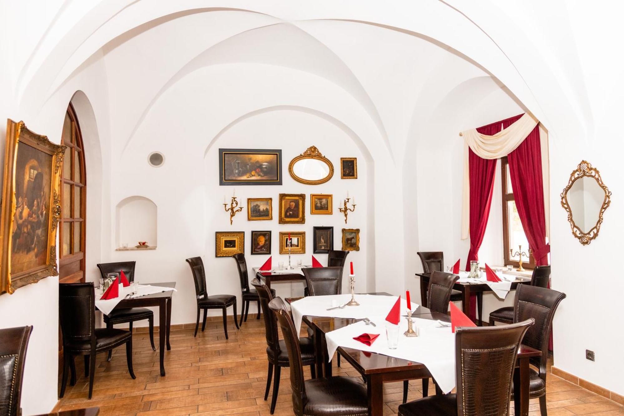 Schloss Hotel Schkopau