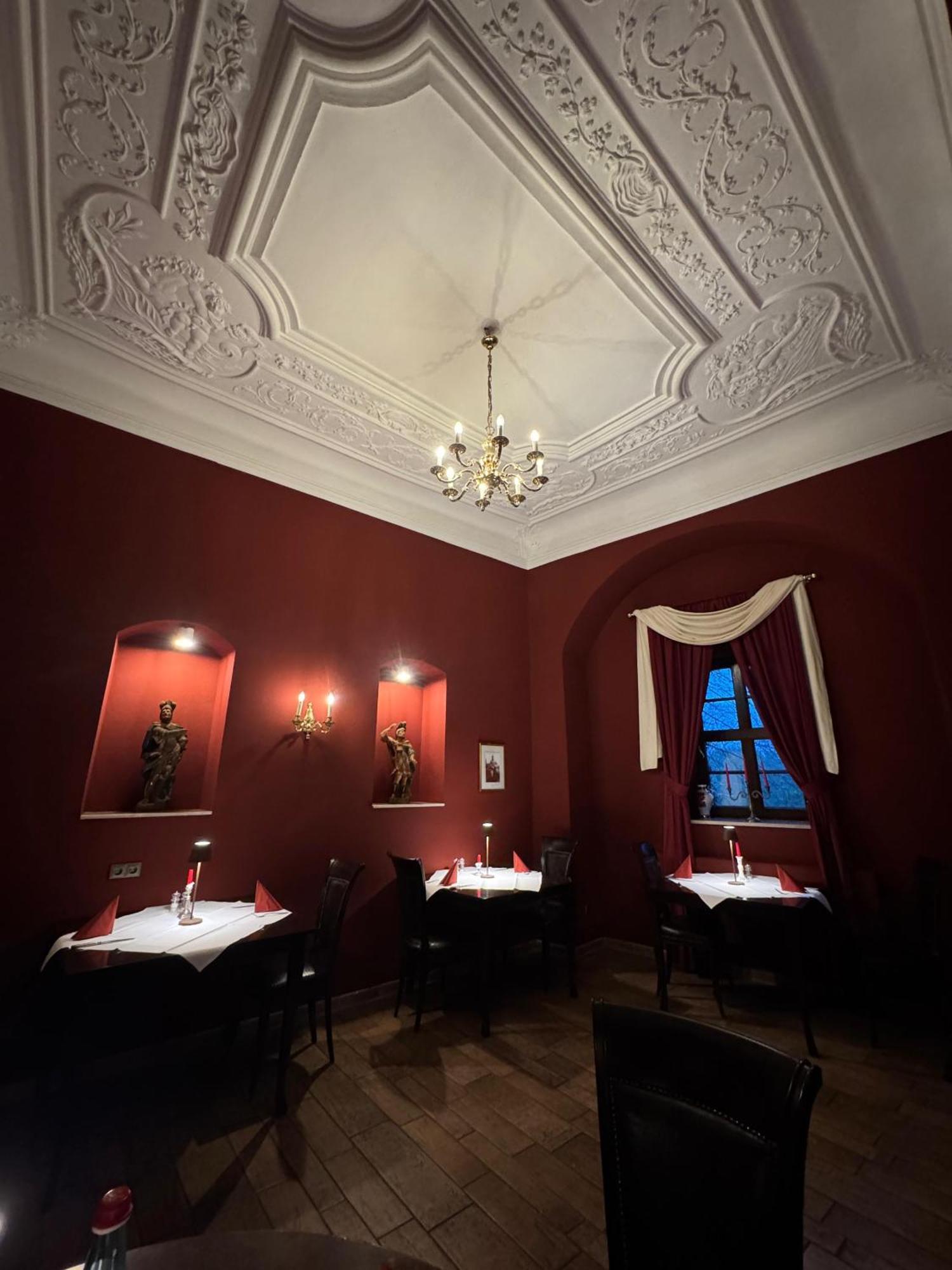 Hotel Schloss 4*